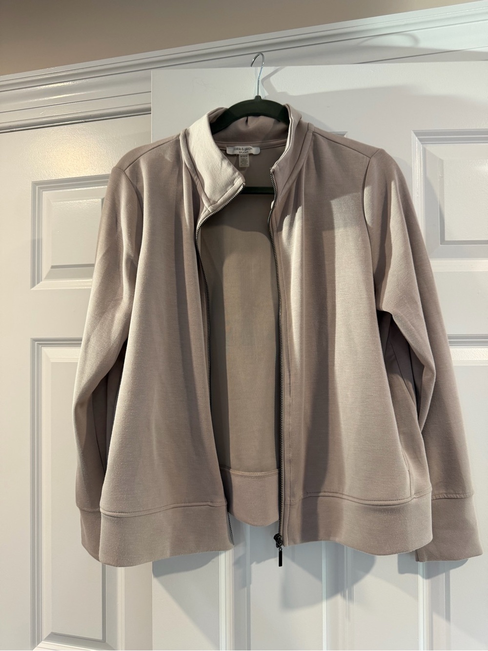Cable & Gauge Studio Lightweight full zip athleisure Jacket